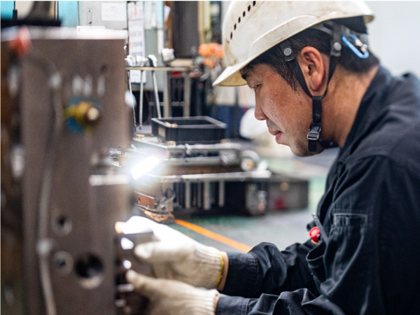 スライドコアのリブ磨き